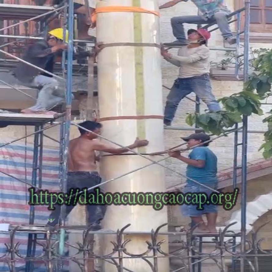 Đá hoa cương
