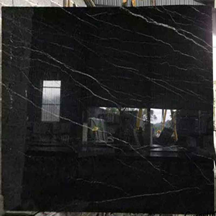 giá đá hoa cương màu đen tia chớp vân nhẹ tự nhiên giá đá hoa cương màu đen tia chớp vân nhẹ tự nhiên